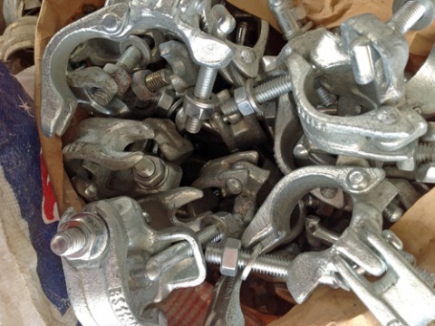 จำหน่ายมือเสือนั่งร้าน